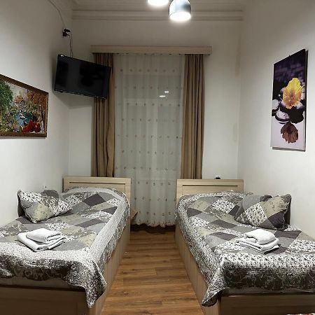 Leselidze Guest House Тбілісі Екстер'єр фото