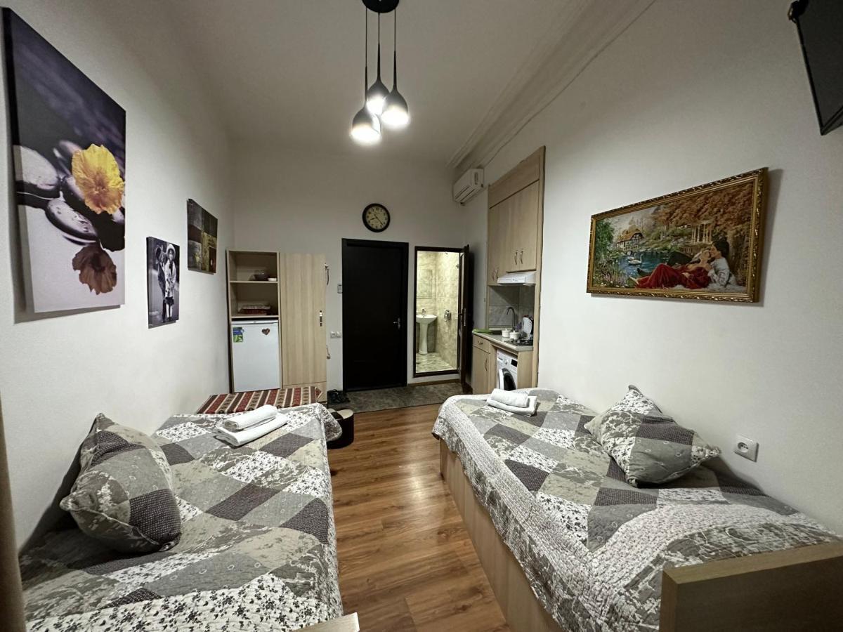 Leselidze Guest House Тбілісі Екстер'єр фото