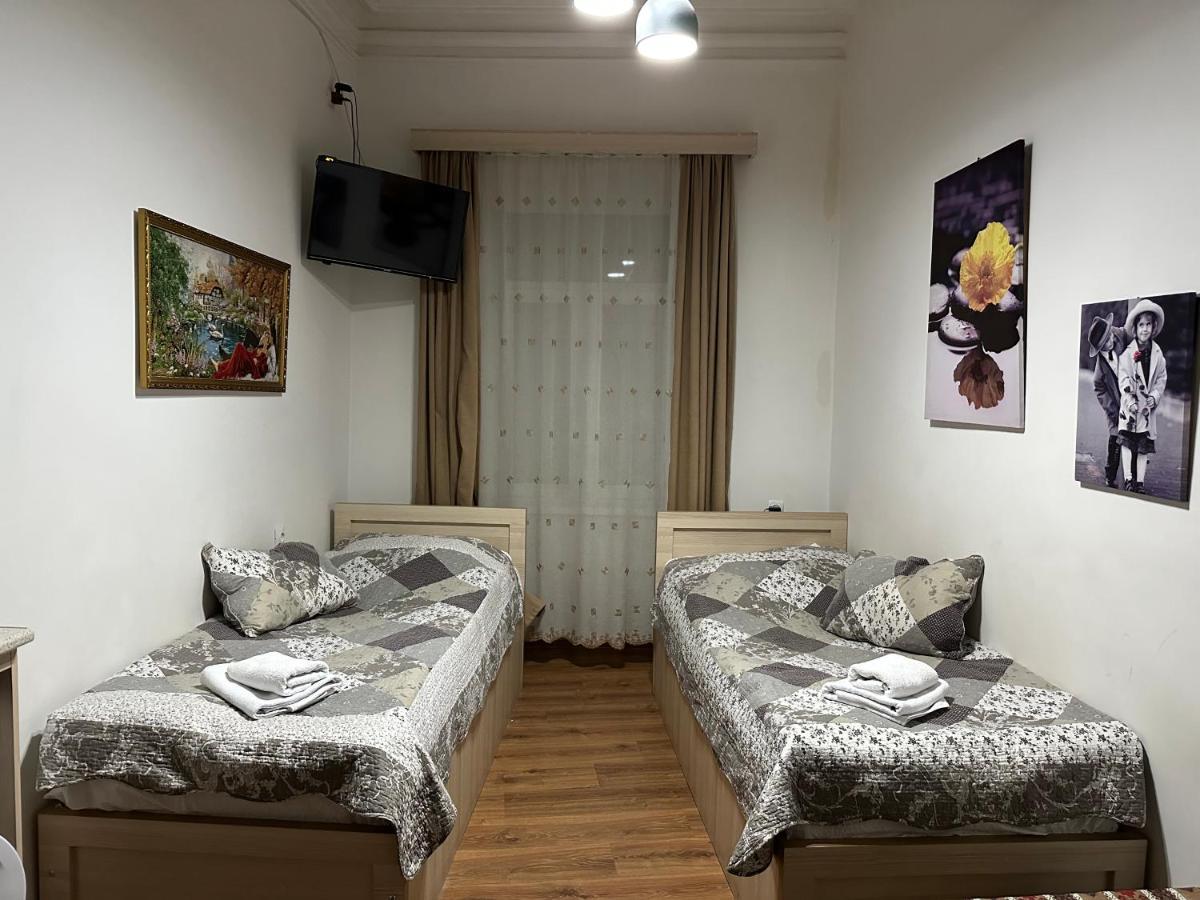 Leselidze Guest House Тбілісі Екстер'єр фото